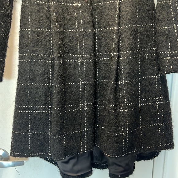 Alice and Olivia plaid Aline wool coat with jewel neckline - Picture 3 of 6
